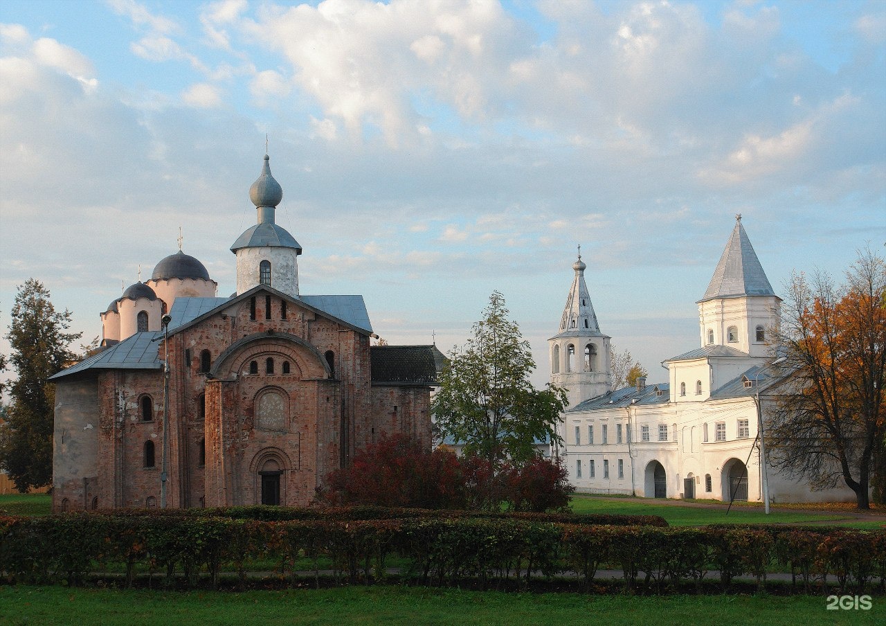 Церкви Ярославово Дворища Новгород