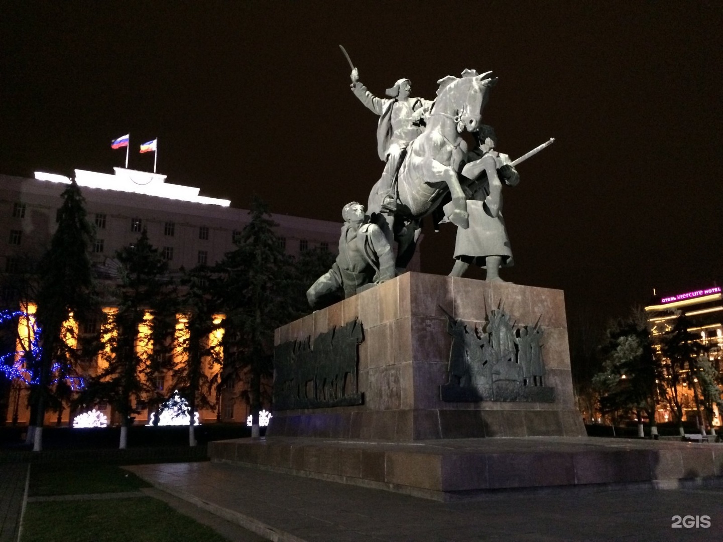 Монумент Первоконникам Ростов-на-Дону