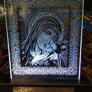 Фото от владельца Мастерская ручной художественной гравировки по стеклу, камню и металлу