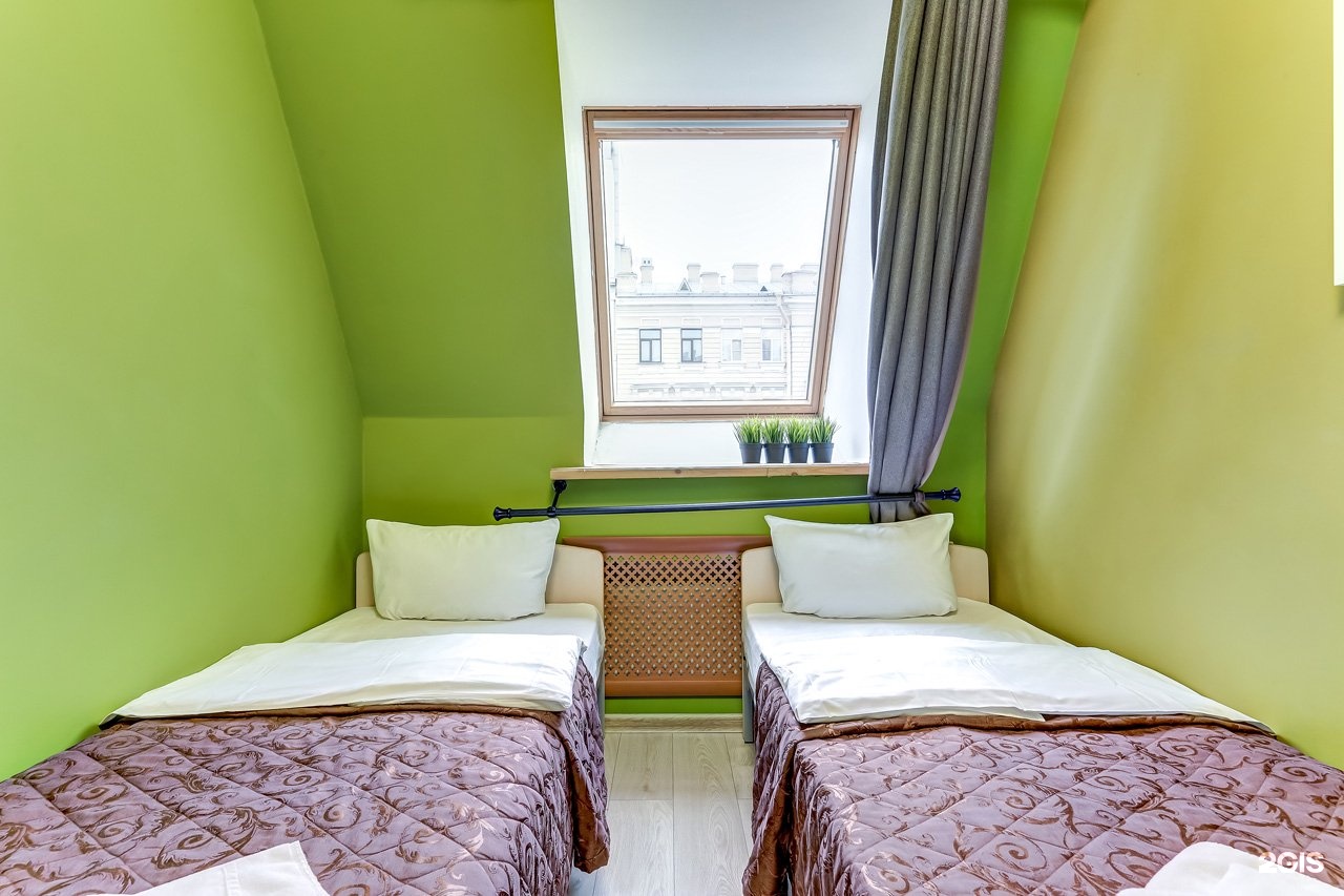 Суперхостел на невском 95. Супер хостел на невском 95 санкт петербург. Отель демократ санкт-петербург. Отель демократ на невском санкт-петербург. Супер хостел на невском 95 санкт петербург.