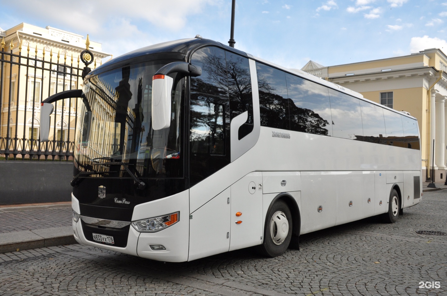 Zhongtong bus. Джон Тонг 6127. Автобус зонг Тонг туристический. Ютонг автобус King Лонг. Автобус Джонг Тонг 2020.