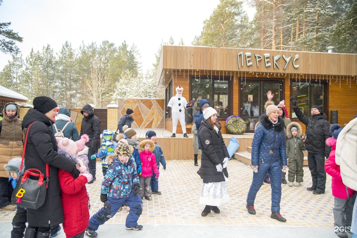 Беседки арамиль. Лесная Галактика Арамиль. Парк Галактика Арамиль.