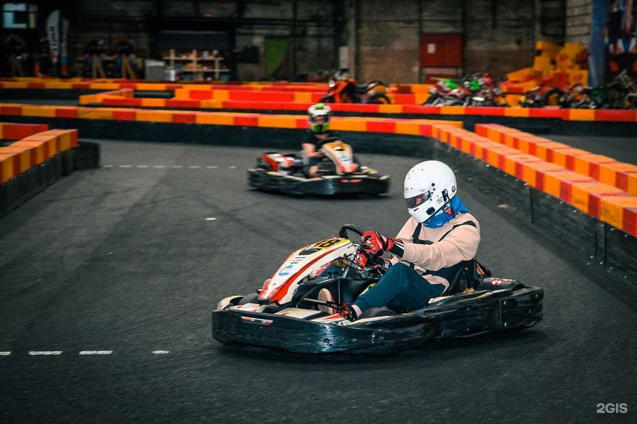 Картинг спб. Primo Karting Магнитогорская. Картинг primo Karting. Магнитогорская 51ю картинг. Примо картинг СПБ Магнитогорская.