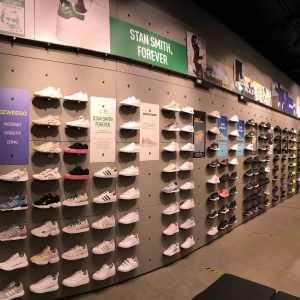 Фото от владельца Adidas, сеть фирменных магазинов