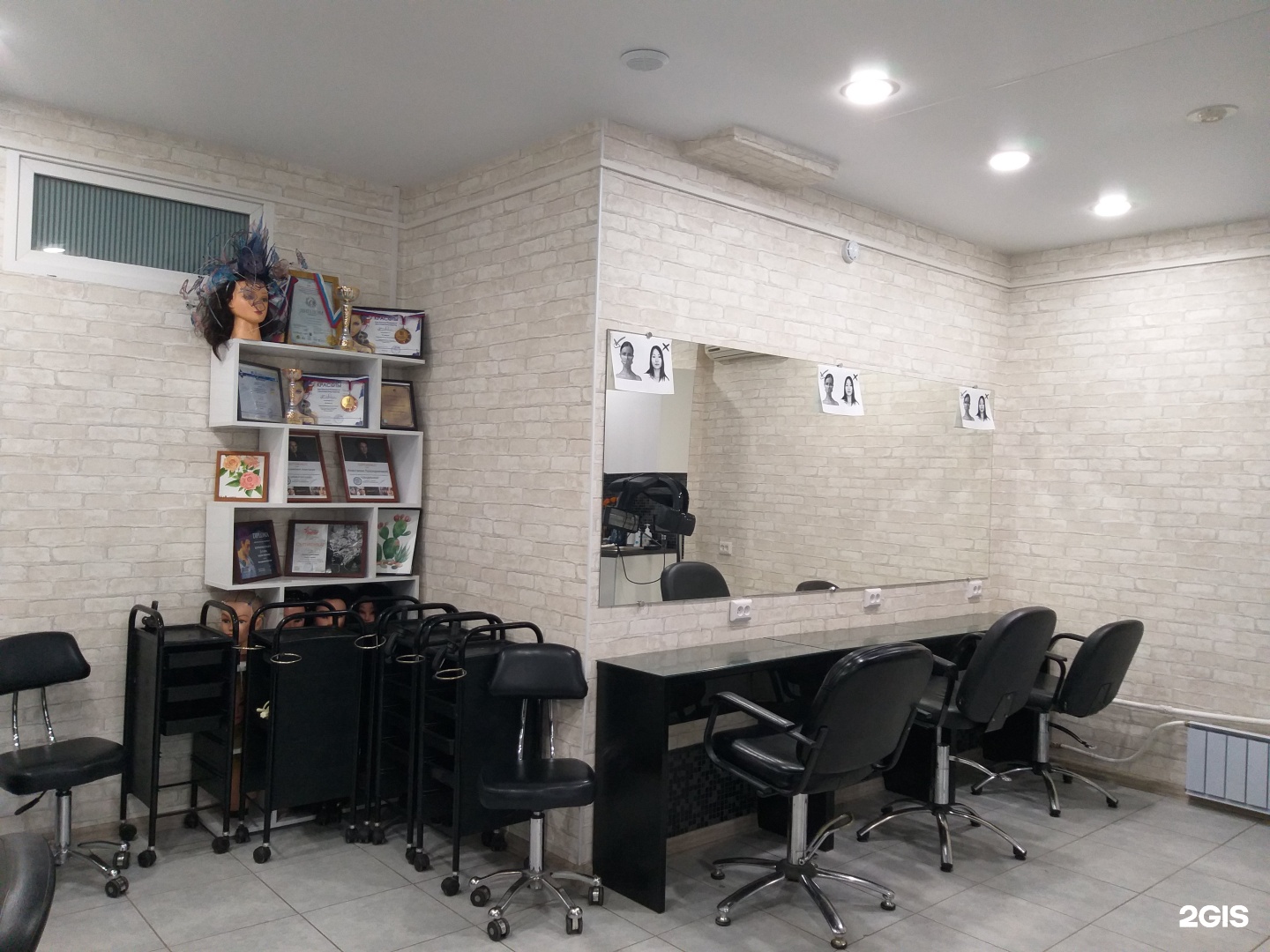 екатеринбург ул викулова 61 к 2. уральский колледж индустрии красоты в екатеринбурге. уральский колледж индустрии красоты. колледж индустрии красоты екатеринбург улица викулова. колледж индустрии красоты спб.