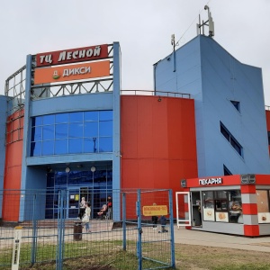 Метро лесная европолис. Лес торговый центр. Лес торговый центр. , 6. Тц лес гольяново.