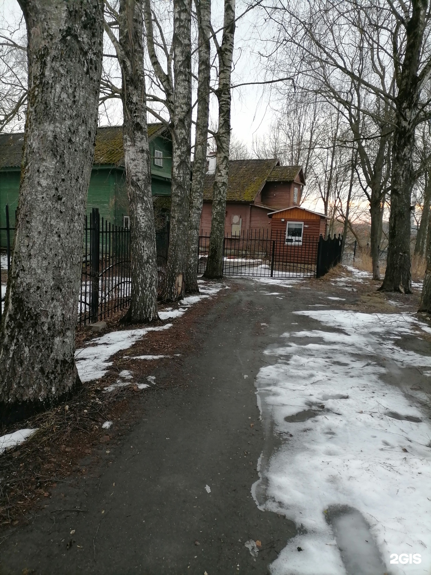Переулок ленина. Переулок искры 5 Псков. Музей Искра Псков. Переулок искры Псков