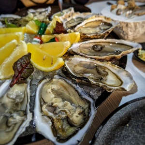 Фото от владельца The Oyster bar, первый устричный бар-ресторан