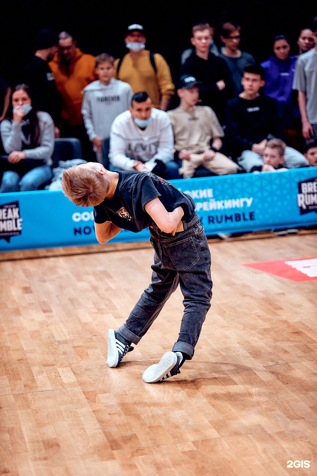 Танец бит. Самая танцевальная школа томск. United bit танцы. Бит танцы. Bbb school томск.