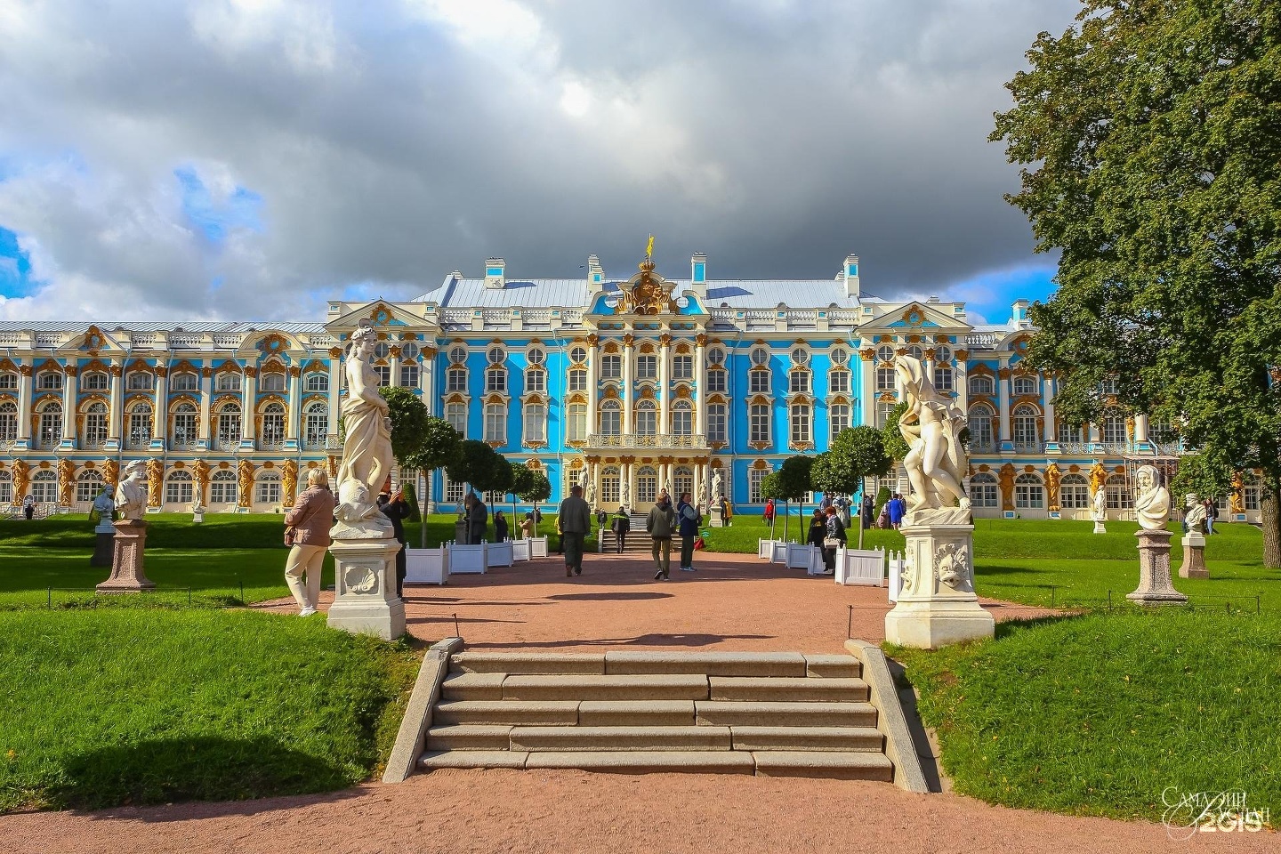 Екатерининский дворец в санкт петербурге фото снаружи крупным планом