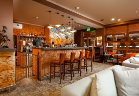 Отель Риффос в Сириусе