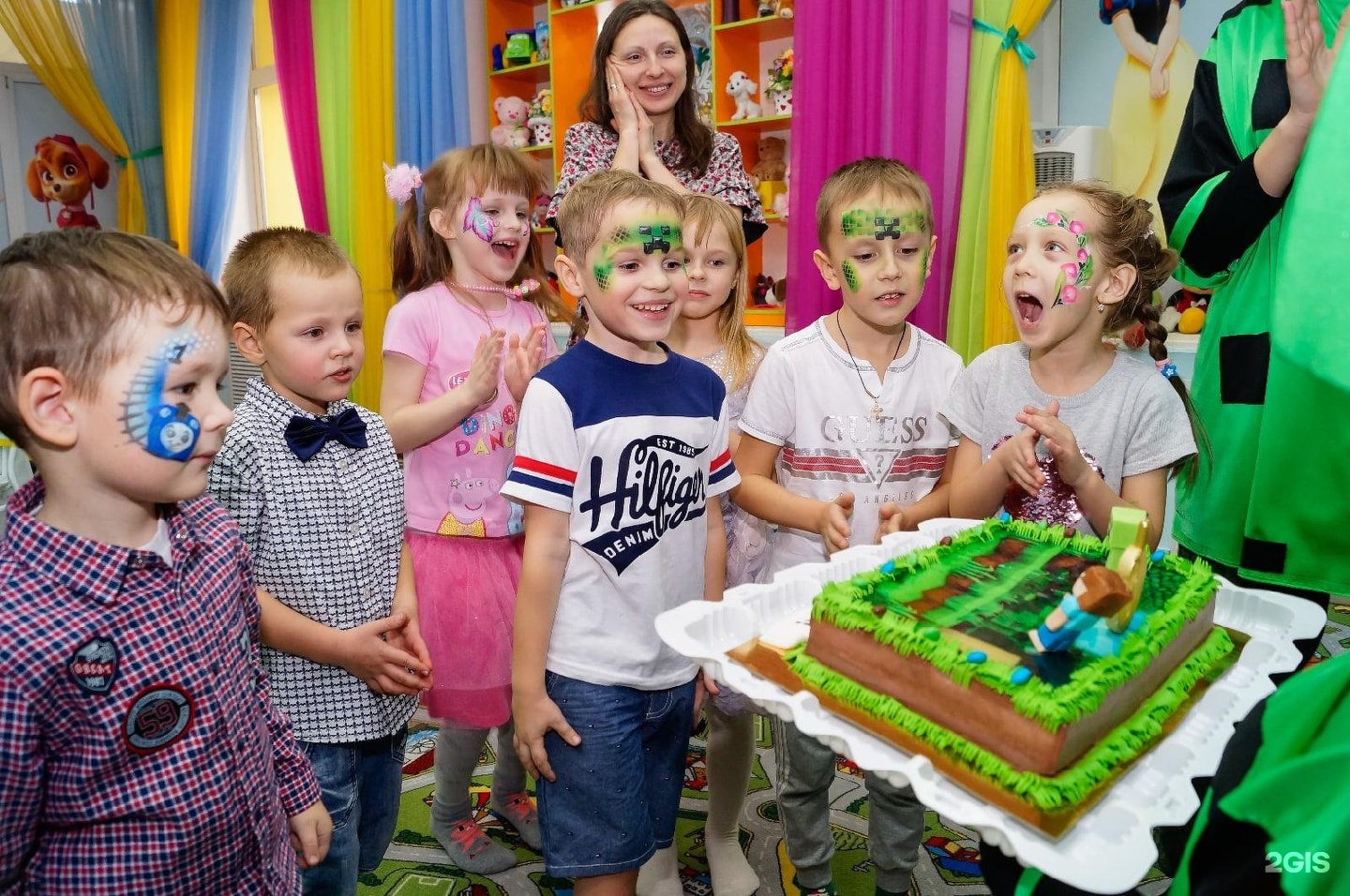 Детский день рождения в игровой комнате. Организация праздников Челябинск.