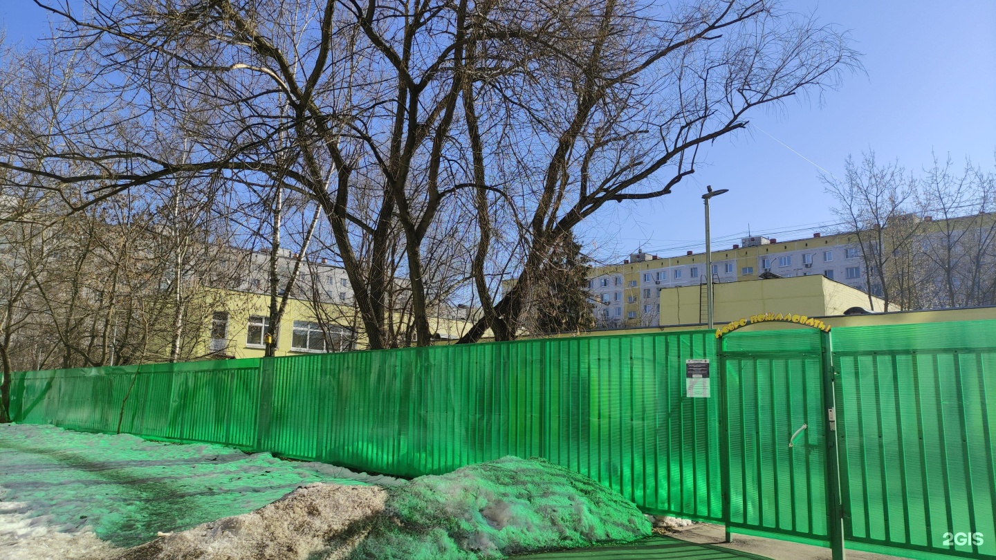 Улица декабристов 26. Декабристов 26. Школа на улице Декабристов Москва. Школа 950 Декабристов 40.