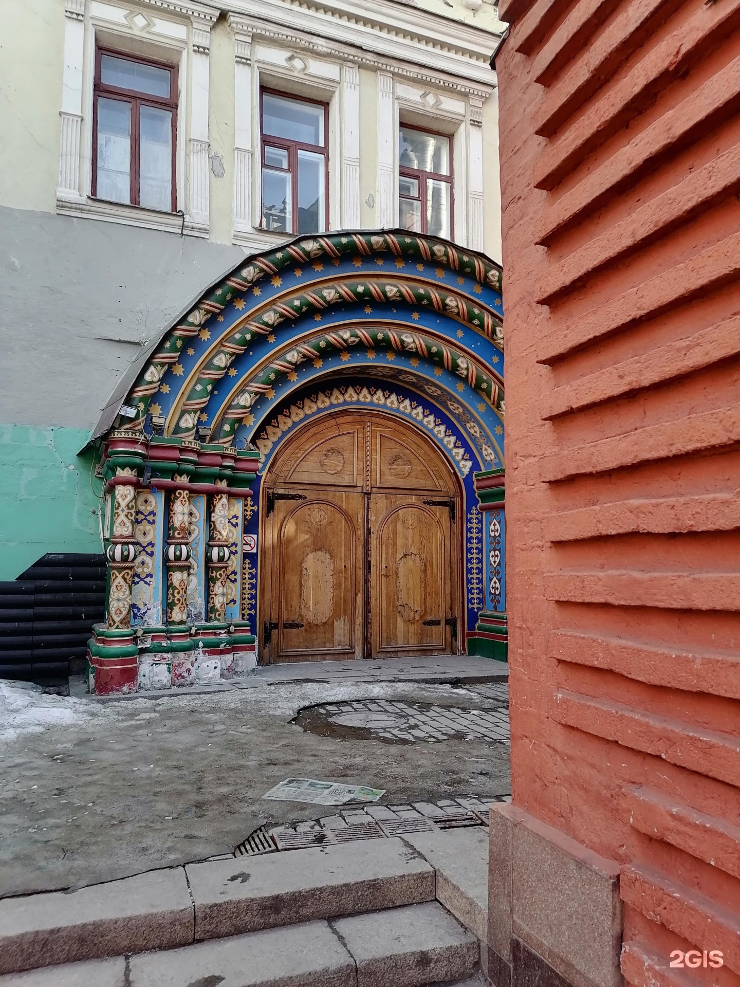 иверские (воскресенские) ворота. иверские ворота на красной площади. воскресенские ворота. красные ворота метро. иверские ворота на красной площади.