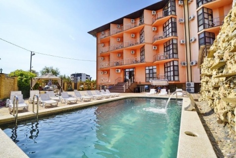 Витязево: Отель Plaza