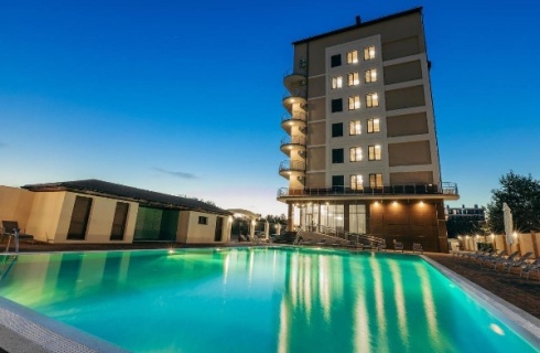 Витязево: Отель Family Pride Inn Прайд