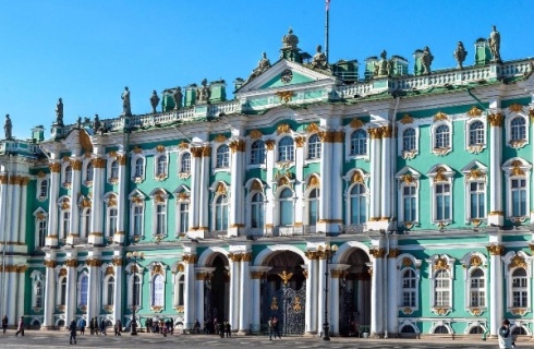 Санкт-Петербург: Коттедж Окна