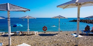 Небуг: Отель Морской клуб