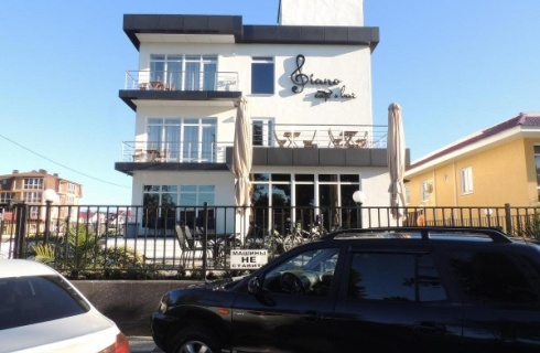 пгт Сириус: Гостевой дом Пиано