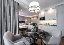 Санкт-Петербург: Отель Dionis Art Apartments