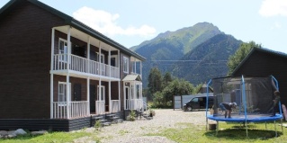 Архыз: Гостевой дом Алина