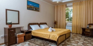 Лазаревское: Гостевой дом Лагуна