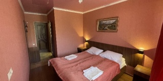 Теберда: Гостевой дом Ёлка и камин