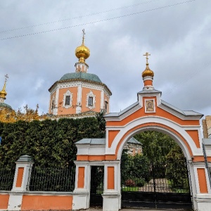 Фото от владельца Храм Живоначальной Троицы, Московское Подворье Свято-Троицкой Сергиевой Лавры