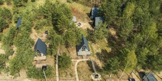 Красный Огорок: Глэмпинг Berloga Country Resort