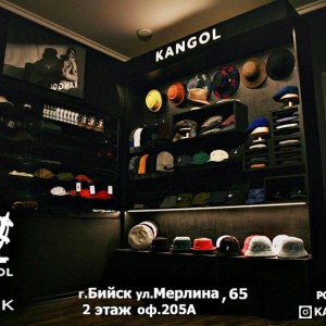 Фото от владельца KANGOL, салон одежды и головных уборов