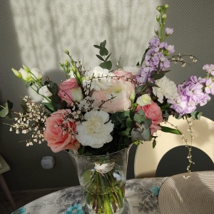 Фото от владельца Лагуна, салон цветов и сувениров