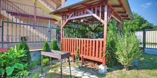 Лазаревское: Гостевой дом Горная лаванда