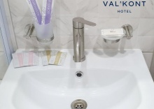 с. Ольгинка: Отель Val`kont hotel