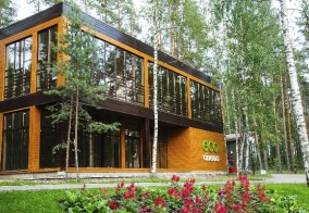 Отель Eco Village в Ленинградской области