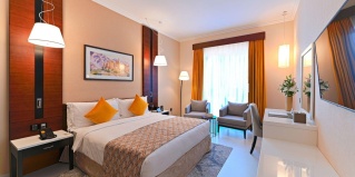 Dubai: Отель Time Grand Plaza