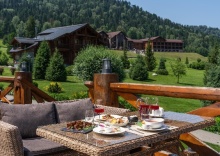 Майминский район: Отель Cosmos Collection Altay Resort