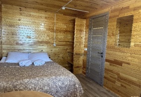 Отель Оазис в Хужире