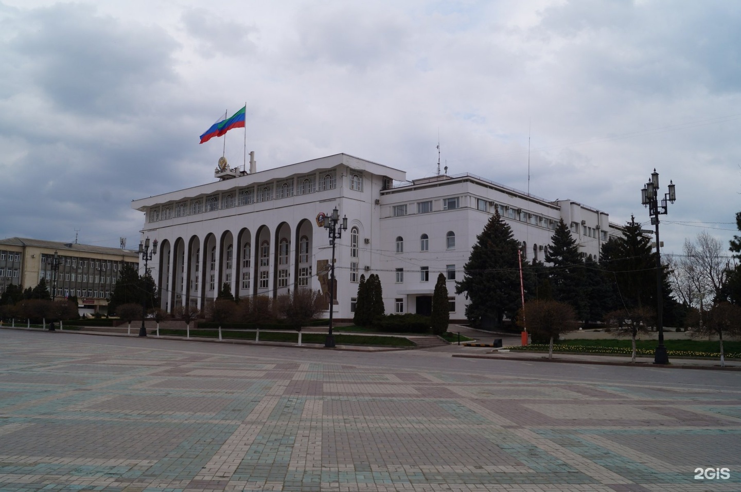 расслабиться, площадь имени ленина в махачкале фото своей