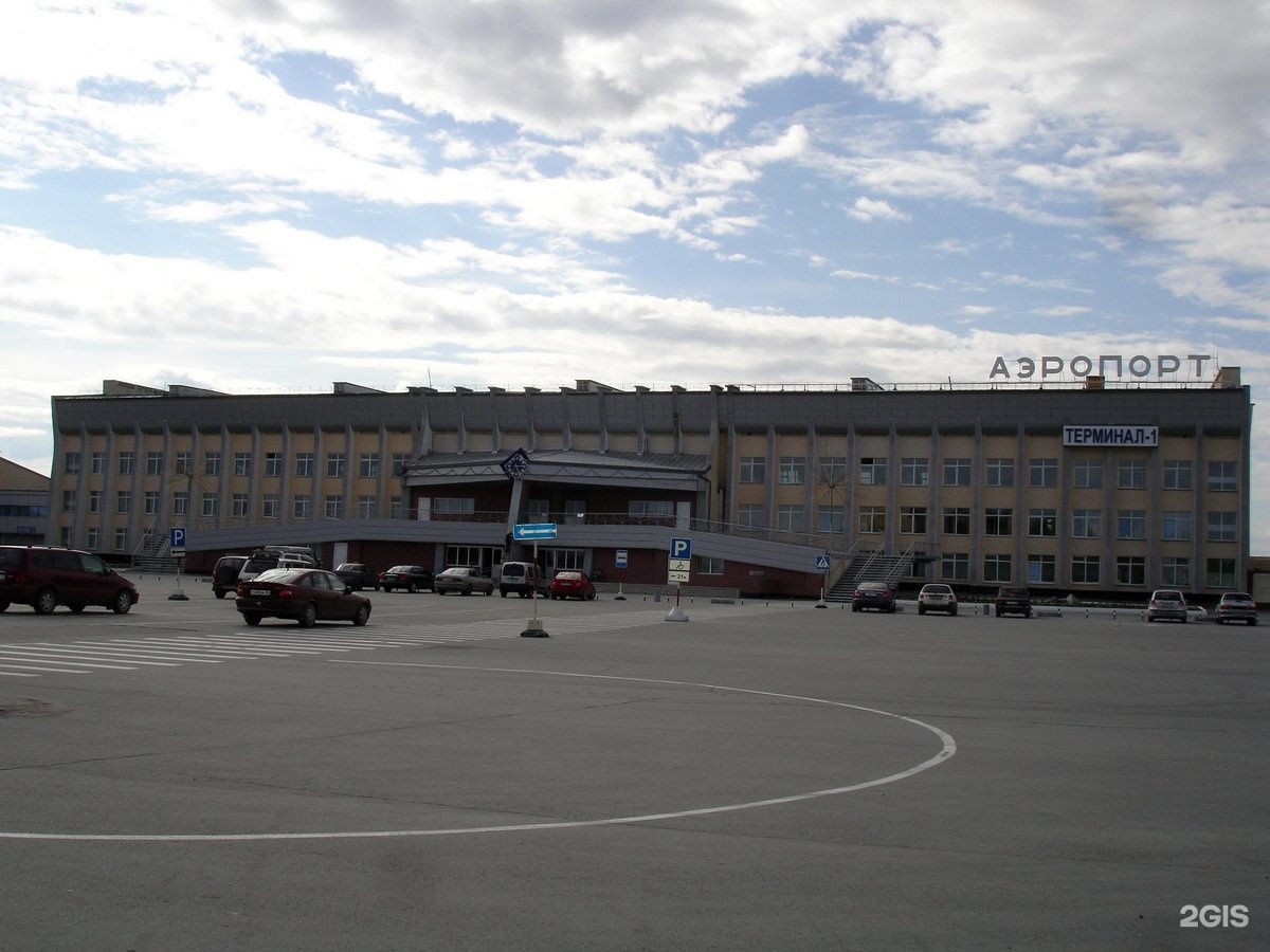 Аэропорт нижневартовск. Международный аэропорт Нижневартовск. Старый аэропорт Нижневартовска. Аэропорт Муравленко Нижневартовск. Аэропорт Нижневартовск терминал 2.