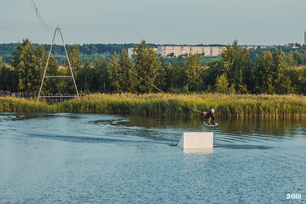 Салаирский тракт 11 км. Фиш парк Тюмень. Richwood Wake Park. Фишпарк Тюмень.