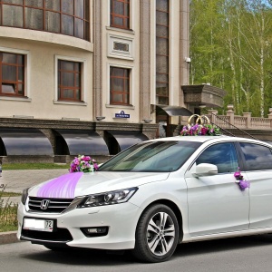 Фото от владельца Avtonasvadbu72, центр аренды свадебных автомобилей