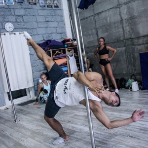 Фото от владельца Monsters Pole Dance Studio, студия танца на пилоне