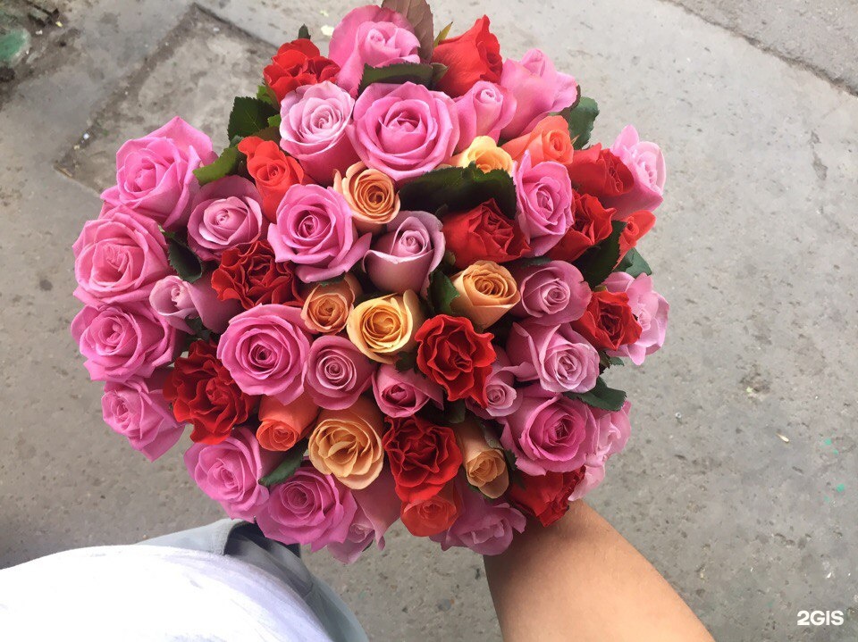 Цветочный магазин нягань. Магазин цветов возле 101 розы Нягань.