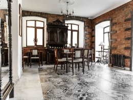 Отель Brick Walls Hotel в Омской области