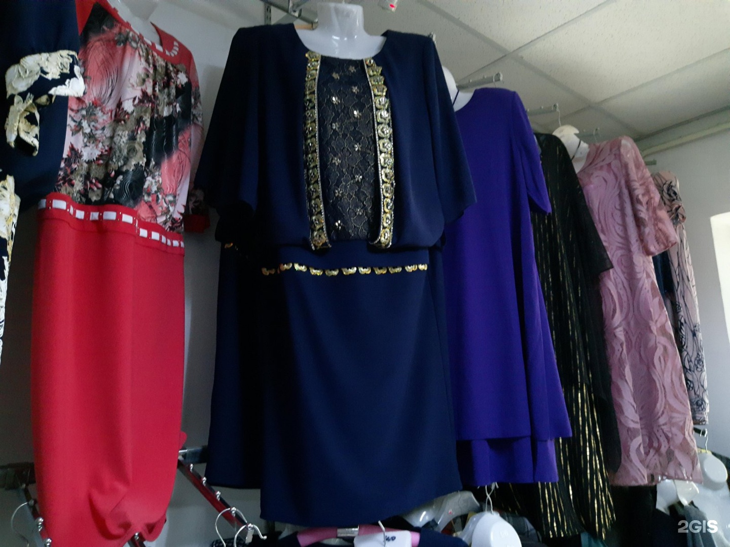 Магазин с казахской одеждой