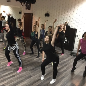 Фото от владельца Fitness квартирка, студия фитнеса и танцев