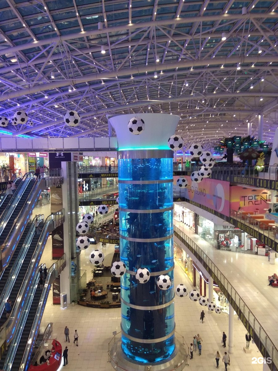 самый большой торговый центр в москве
