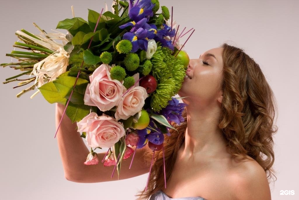 Доставка цветов московская область. Служба доставки цветов Interflora. Nationwide shipping Florist. Flower shipping.