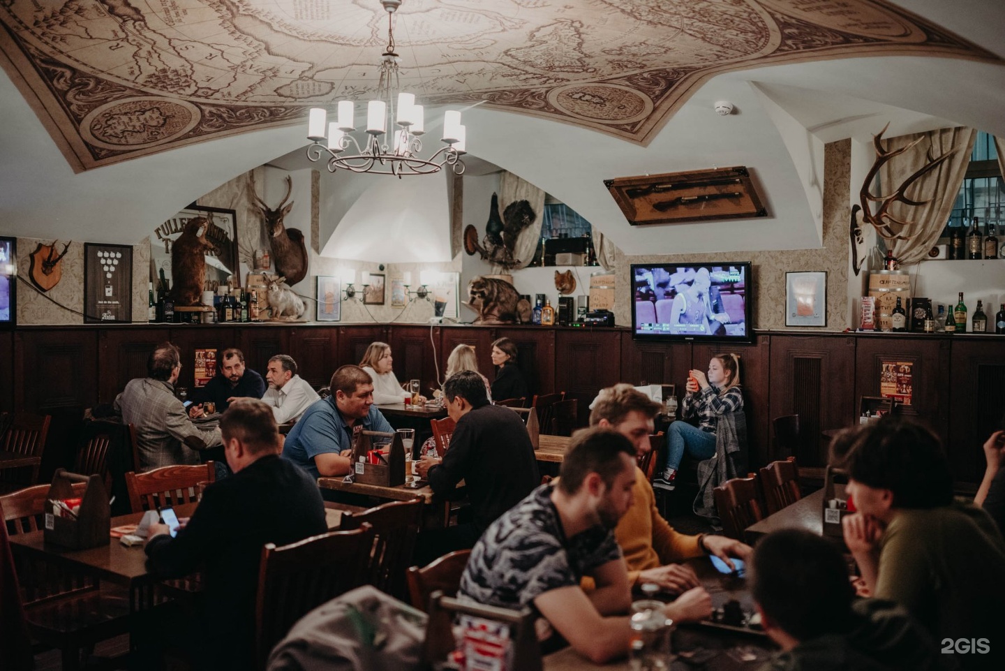 Big Jims pub Никитская. Джим паб на Никитской.