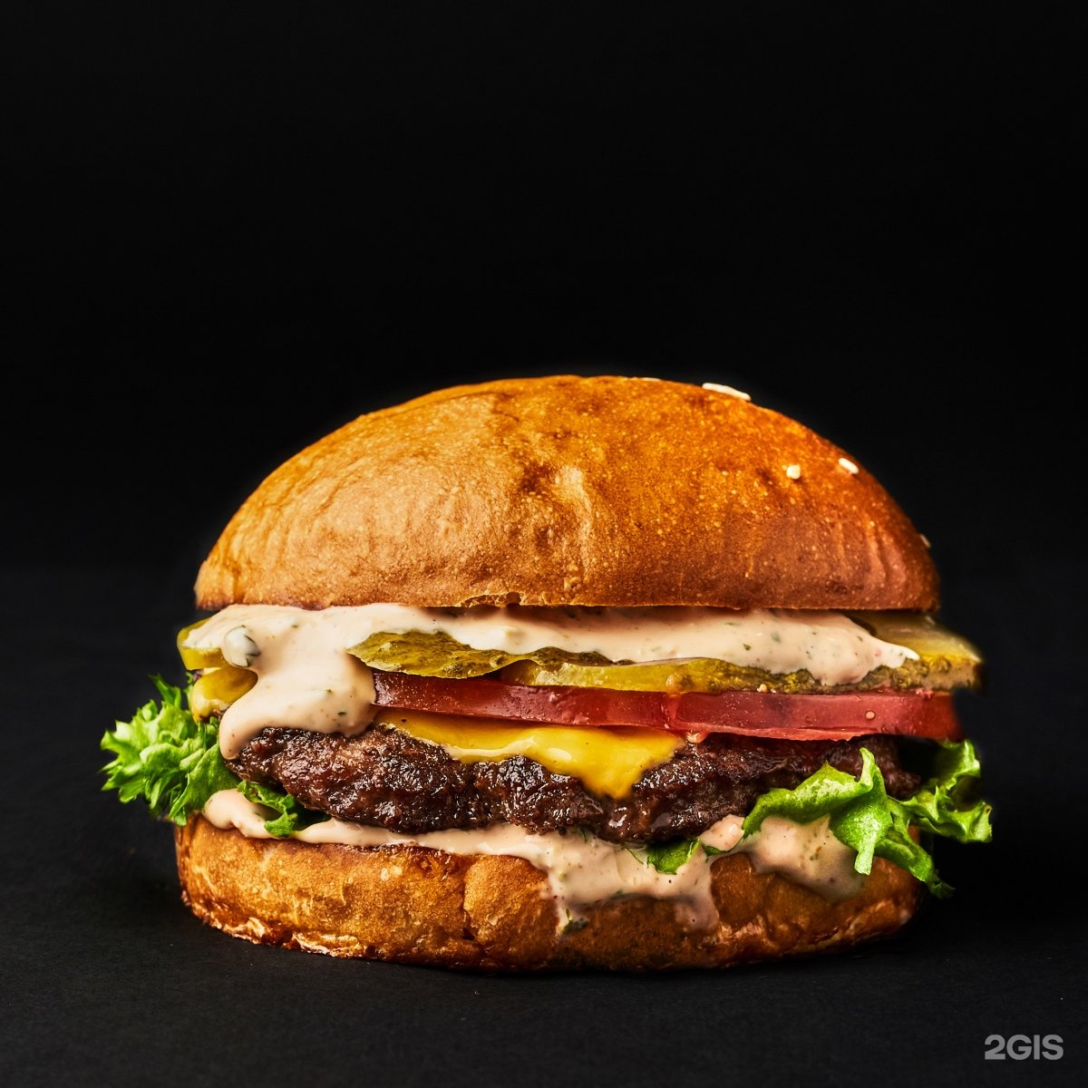 Бургеры хабаровск с доставкой. Крафтовый гамбургер. Крафт бургер череповец. Бургерная хабаровск. Крафтовый бургер.